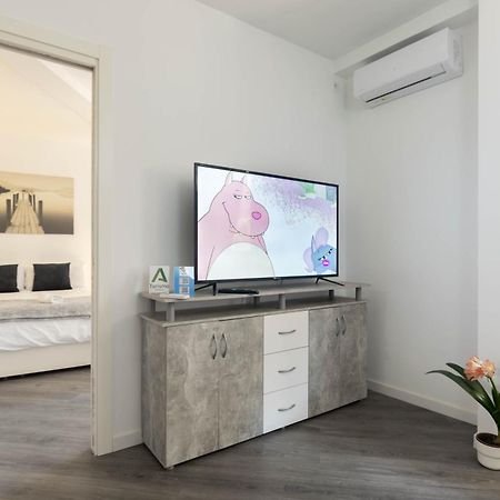 Apartamento Carvajal Malaga Exterior photo